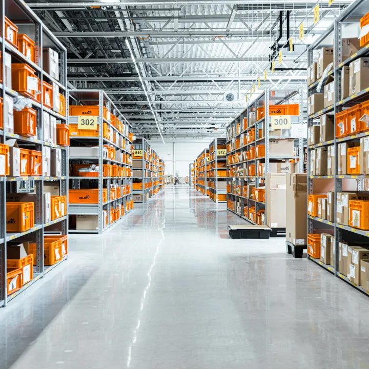 beton polerowany w centrum dystrybucyjnym belimo