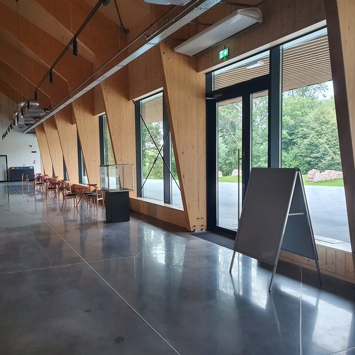 CENTRUM EDUKACJI EKOLOGICZNEJ